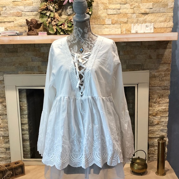 ‼️ONLY M LEFT Eyelet Bohemian Hobo Top‼️ - Picture 5 of 8